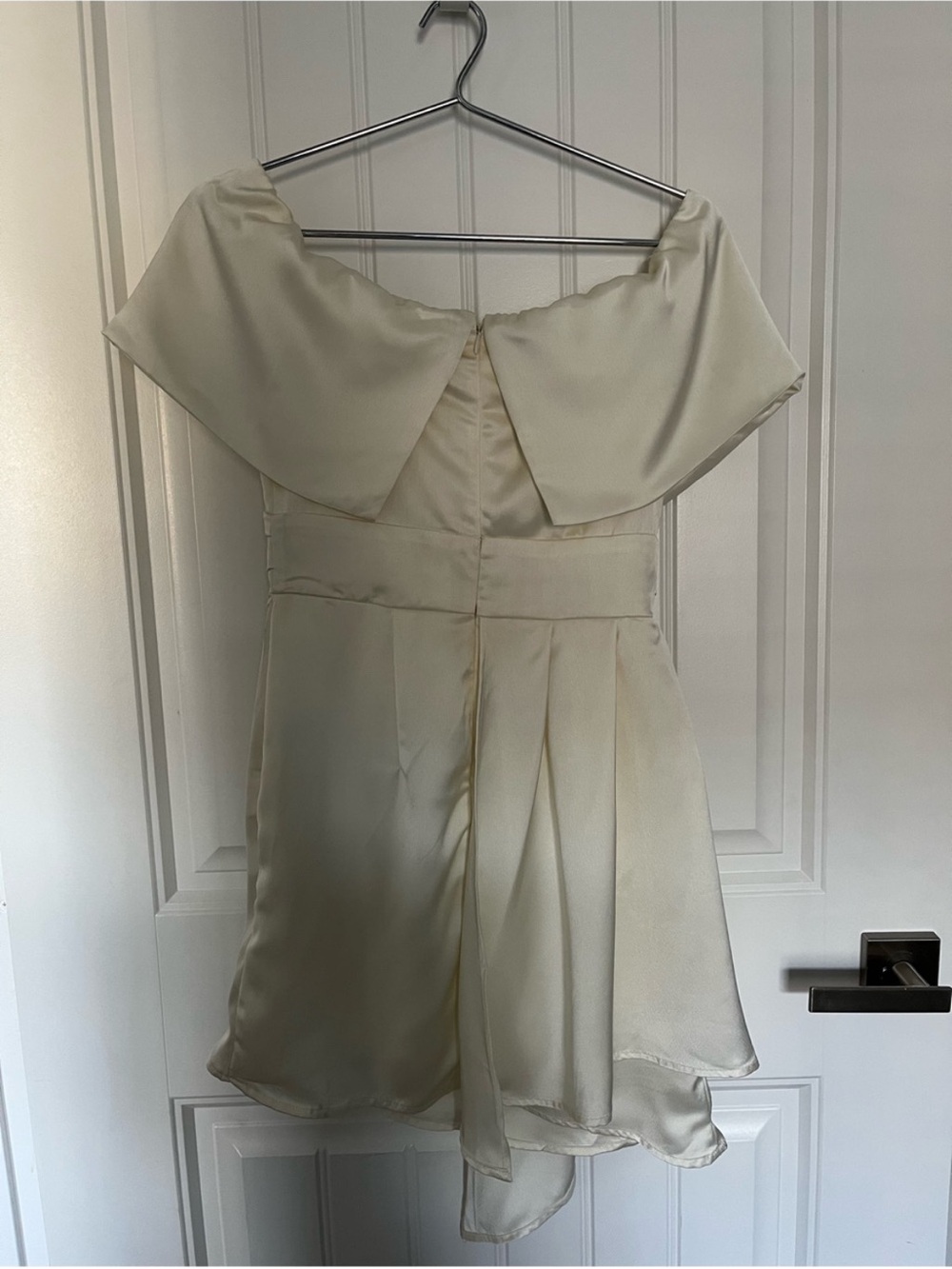 Lulu's Ivory Off-the-Shoulder Short Wedding Dress - Picture 7 of 11